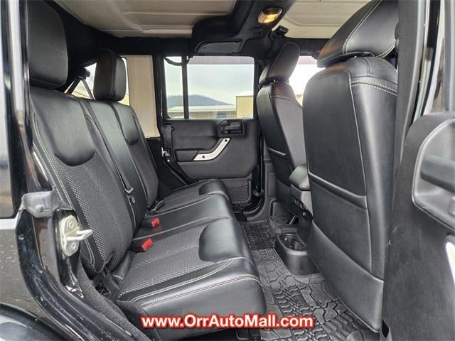 2015 Jeep Wrangler Unlimited 4WD 4dr Sahara