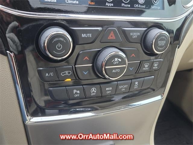 2022 Jeep Grand Cherokee WK Laredo E 4x4