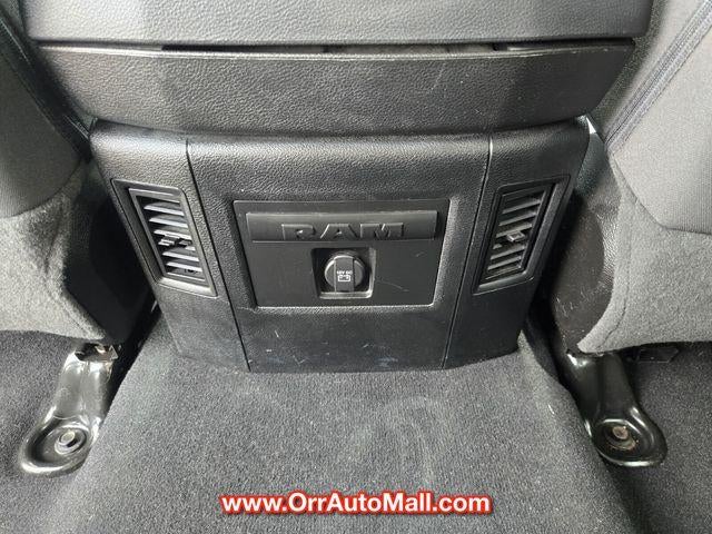 2023 RAM 1500 Classic SLT 4x4 Crew Cab 5'7" Box