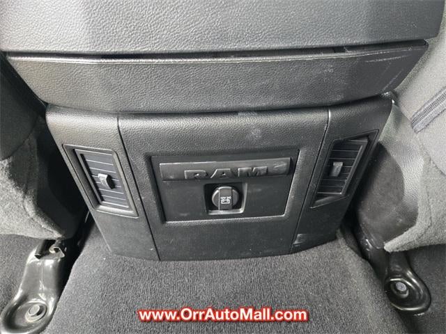 2023 RAM 1500 Classic SLT 4x4 Crew Cab 5'7" Box