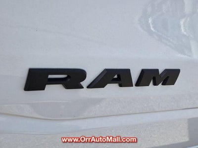 2025 RAM 1500 Big Horn 4x4 Crew Cab 5'7" Box