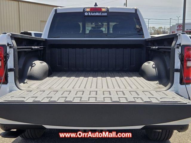 2025 RAM 1500 Big Horn 4x4 Crew Cab 5'7" Box