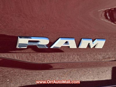 2022 RAM 1500 Big Horn 4x4 Crew Cab 5'7" Box