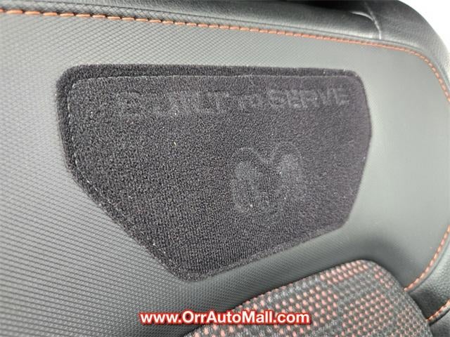 2022 RAM 1500 Big Horn 4x4 Crew Cab 5'7" Box