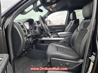 2022 RAM 1500 Big Horn 4x4 Crew Cab 5'7" Box