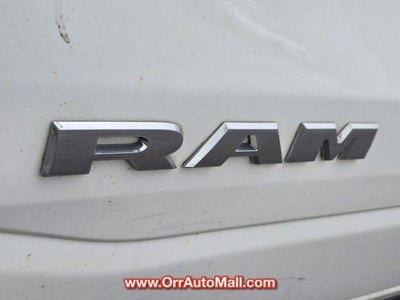 2022 RAM 1500 Big Horn 4x4 Crew Cab 5'7" Box