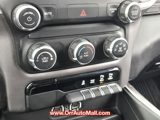 2022 RAM 1500 Big Horn 4x4 Crew Cab 5'7" Box