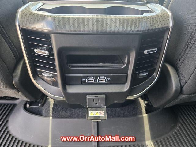 2026 RAM 1500 Big Horn 4x4 Crew Cab 5'7" Box