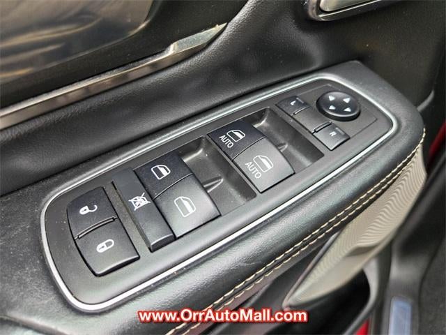 2019 RAM 1500 Limited 4x4 Crew Cab 5'7" Box