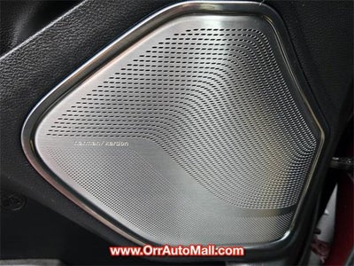 2019 RAM 1500 Limited 4x4 Crew Cab 5'7" Box