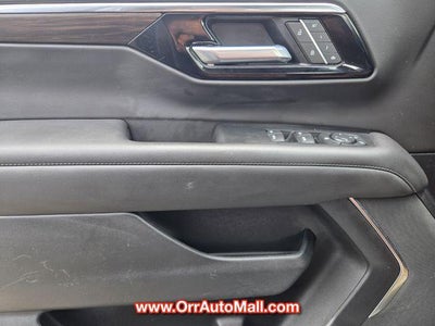 2025 Chevrolet Suburban 4WD Z71