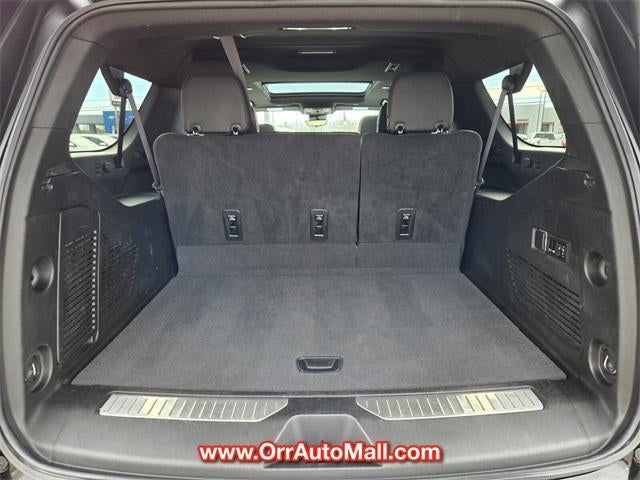 2023 Chevrolet Suburban 4WD High Country