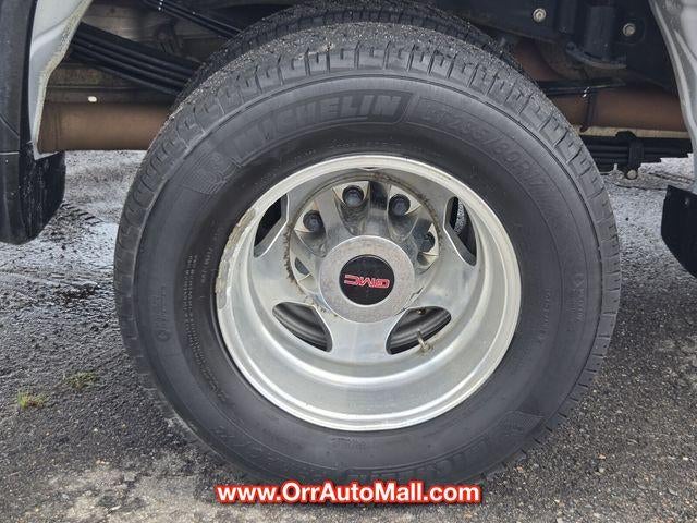 2023 GMC Sierra 3500HD Crew Cab Long Box 4-Wheel Drive Denali