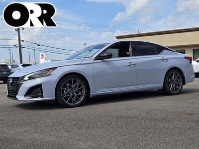 2023 Nissan Altima 2.0 SR Sedan