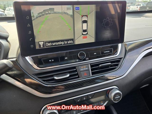 2023 Nissan Altima 2.0 SR Sedan