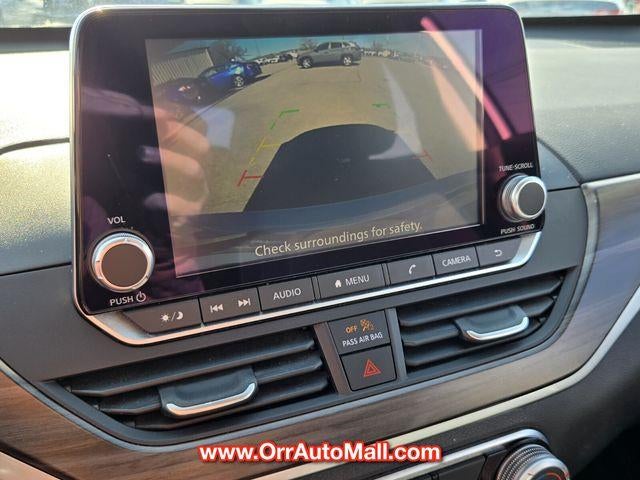 2024 Nissan Altima 2.5 SV Sedan