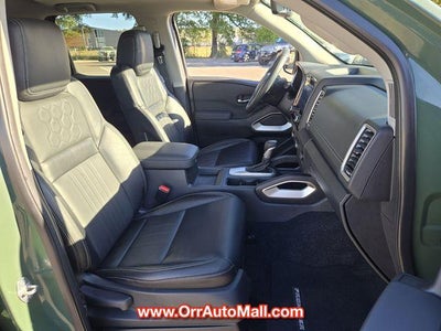 2024 Nissan Frontier Crew Cab 4x2 SL