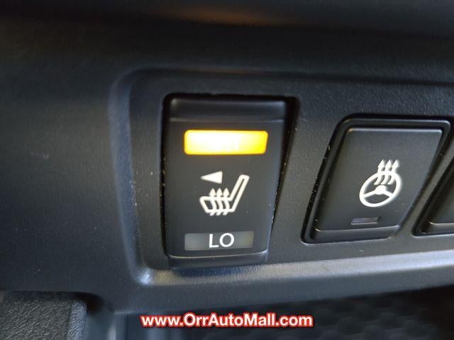 2024 Nissan Frontier Crew Cab 4x2 SL