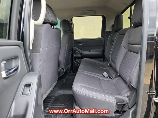 2024 Nissan Frontier Crew Cab 4x4 SV