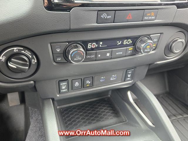 2024 Nissan Frontier Crew Cab 4x4 SV