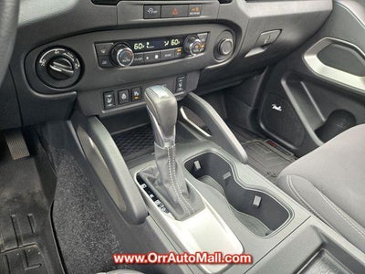 2024 Nissan Frontier Crew Cab 4x4 SV