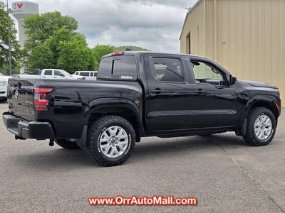 2024 Nissan Frontier Crew Cab 4x4 SV