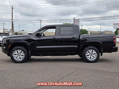 2024 Nissan Frontier Crew Cab 4x4 SV
