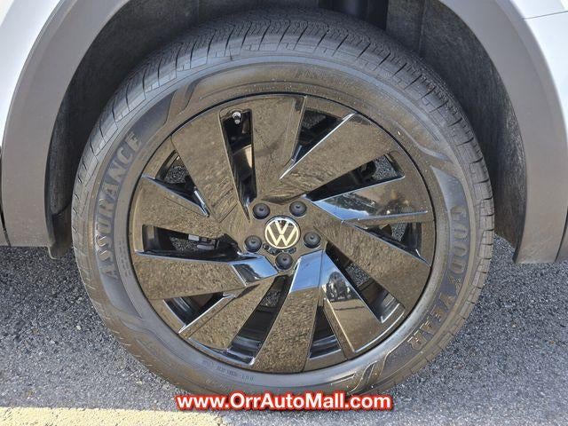 2024 Volkswagen Atlas 2.0T SE w/Technology FWD