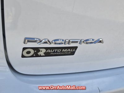 2024 Chrysler Pacifica Touring L FWD