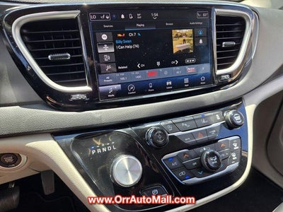 2024 Chrysler Pacifica Touring L FWD