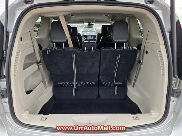 2024 Chrysler Pacifica Touring L FWD