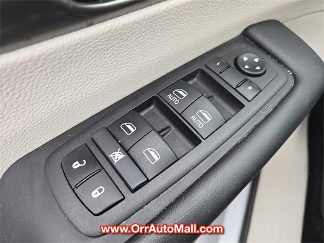 2024 Chrysler Pacifica Touring L FWD