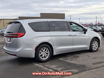 2024 Chrysler Pacifica Touring L FWD