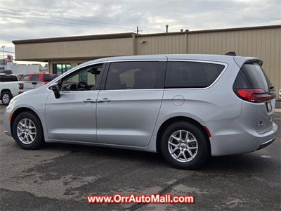 2024 Chrysler Pacifica Touring L FWD