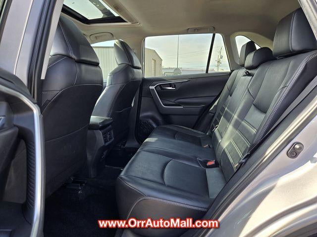 2020 Toyota RAV4 XLE Premium FWD (Natl)