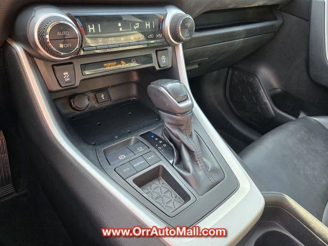 2020 Toyota RAV4 XLE Premium FWD (Natl)