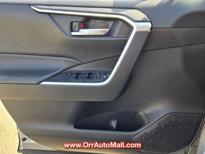 2020 Toyota RAV4 XLE Premium FWD (Natl)