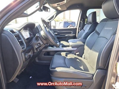 2024 RAM 3500 Laramie 4x4 Crew Cab 8' Box