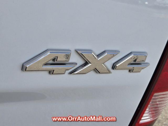 2023 RAM 1500 Classic SLT 4x4 Crew Cab 5'7" Box