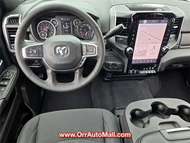 2025 RAM 2500 Big Horn 4x4 Crew Cab 6'4" Box