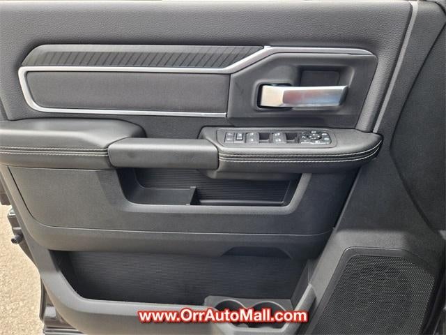 2025 RAM 2500 Big Horn 4x4 Crew Cab 6'4" Box