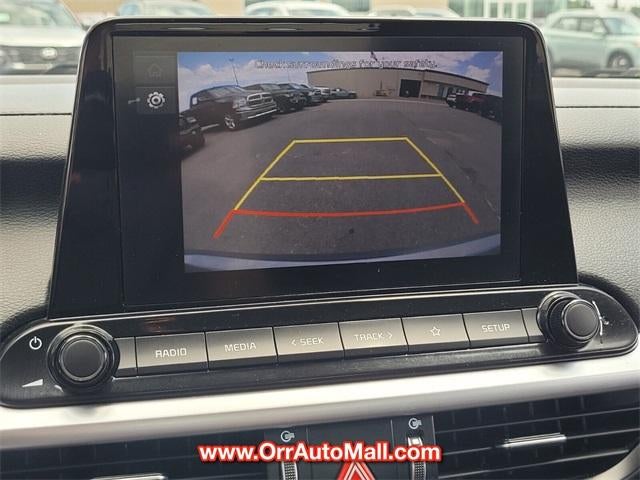 2024 Kia Forte LXS IVT