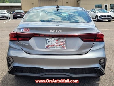 2024 Kia Forte LXS IVT