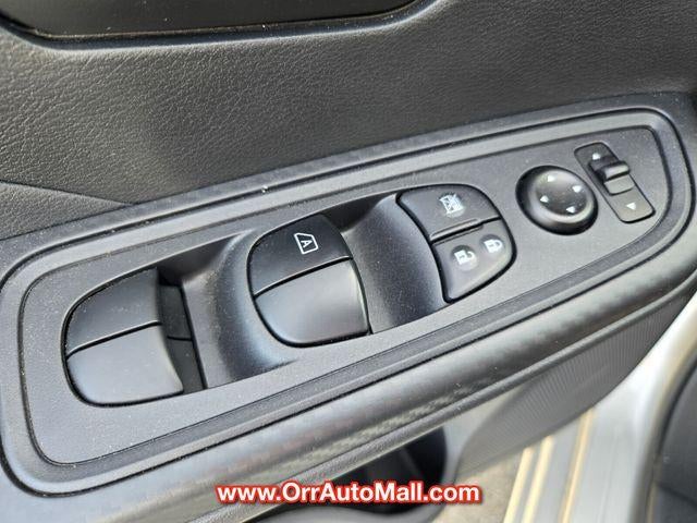 2025 Nissan Versa S CVT