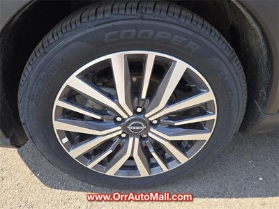 2024 Nissan Kicks SR FWD