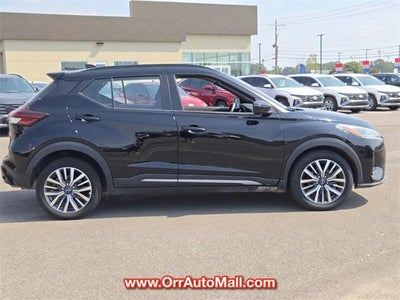 2024 Nissan Kicks SR FWD