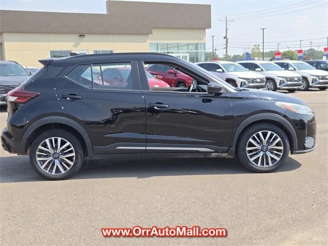 2024 Nissan Kicks SR FWD