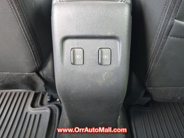 2024 Nissan Kicks SR FWD