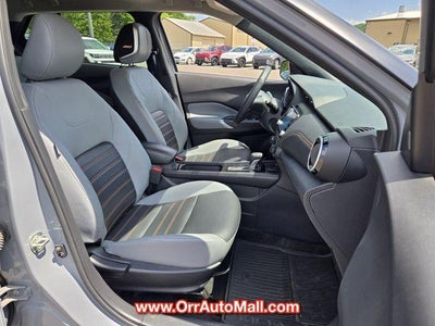 2024 Nissan Kicks SR FWD