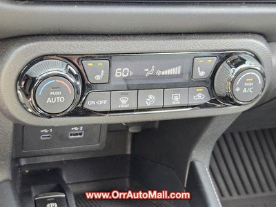 2024 Nissan Kicks SR FWD
